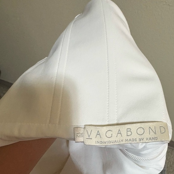 Vagabond Off White Medusa Wedding Dress - Picture 13 of 13